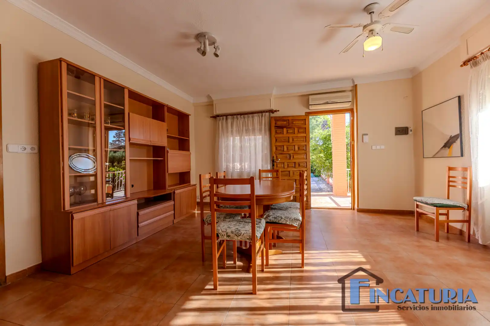 Comedor de Casa o chalet en venta en Riba-roja de Túria con Aire acondicionado, Jardín privado y Terraza