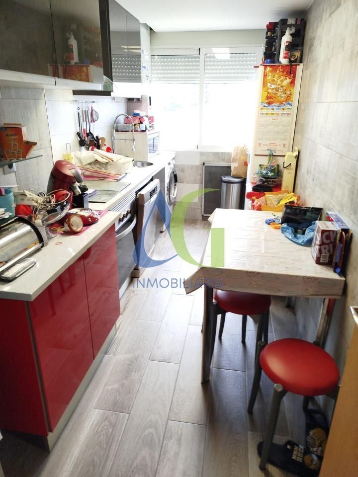 Kitchen of Flat for sale in Villaquilambre  with Heating, Parquet flooring and Storage room
