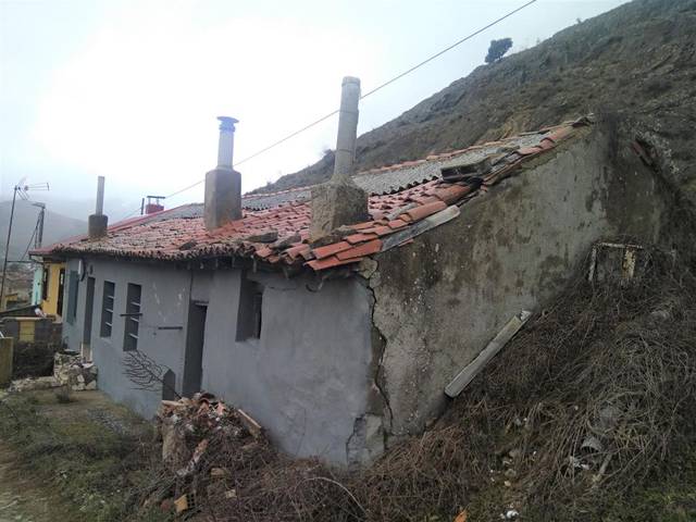 Casa adosada en Venta en REAL en La Pola de Gordón