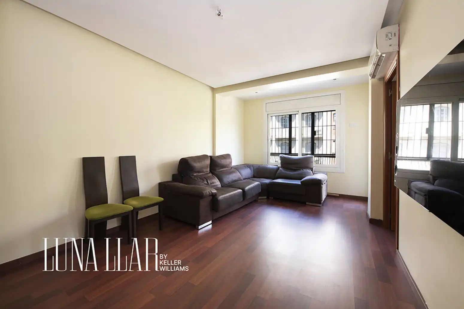 Flat with terrace for sale in Barcelona - Carrer CALABRIA, imagen 7