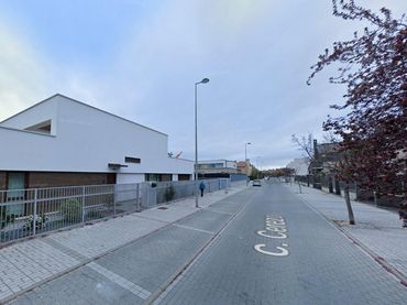 Casa a schiera con balcone in vendita a ARANDANO 13