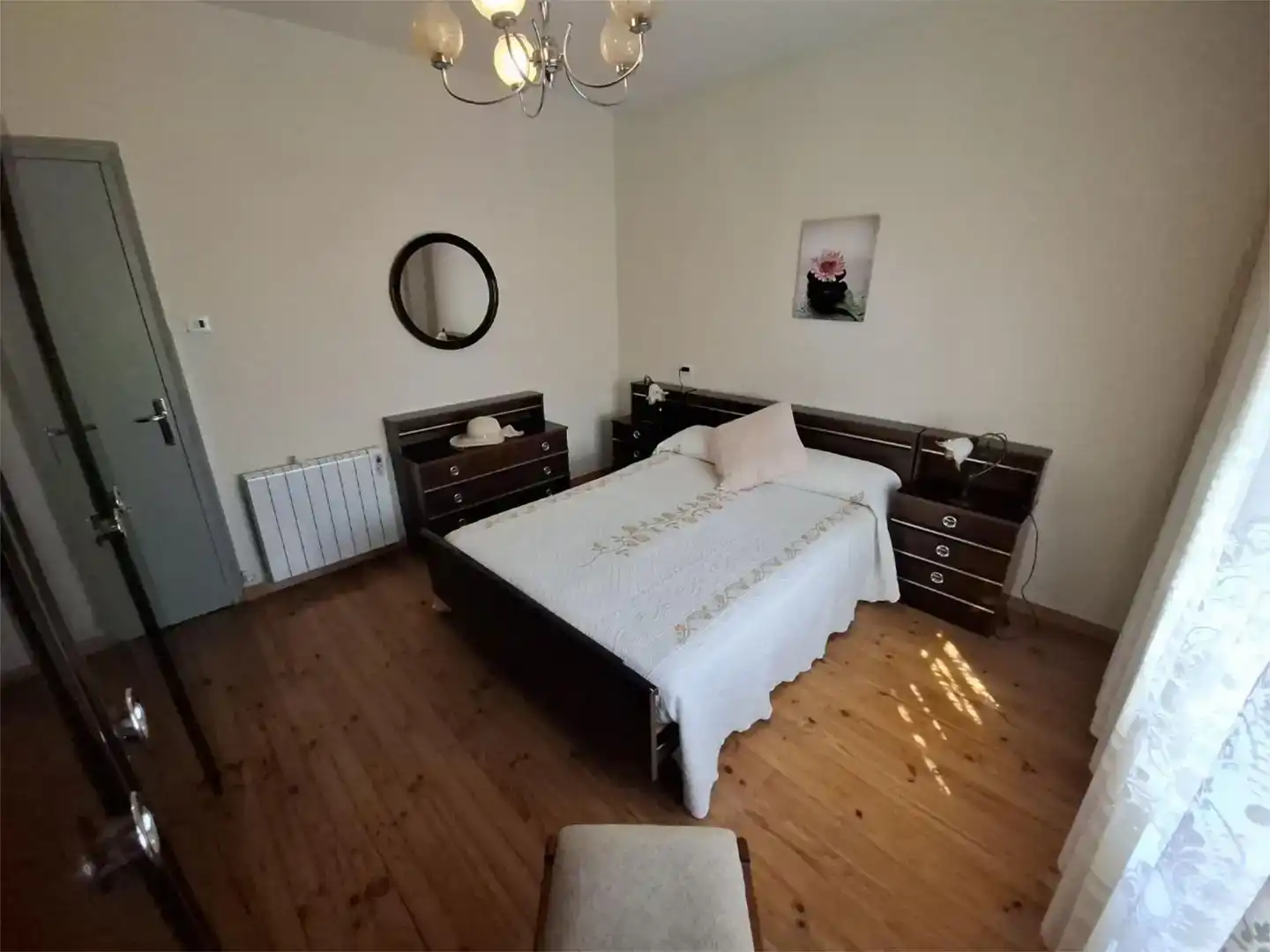 Habitación de Piso en venta en Bustillo del Páramo con Parquet, Trastero y Amueblado