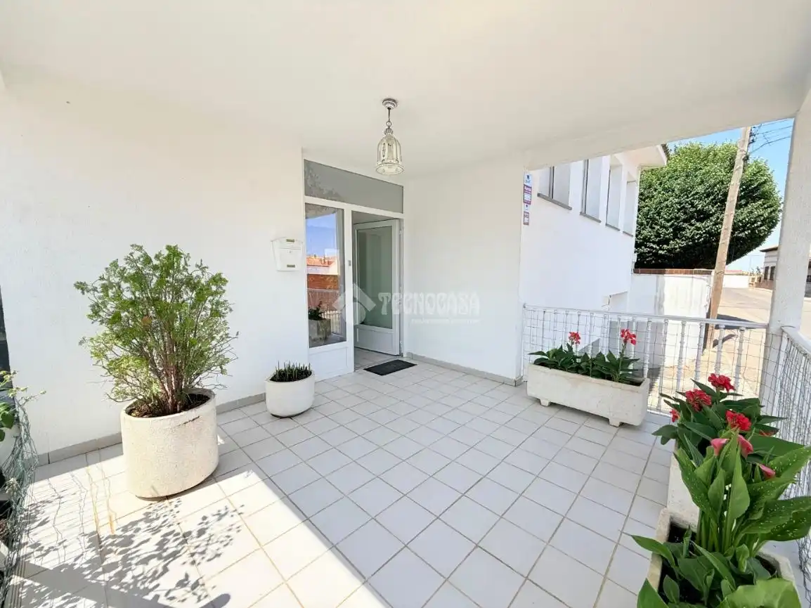 Terrassa de Casa o xalet en venda en Alameda de la Sagra amb Aire condicionat i Calefacció