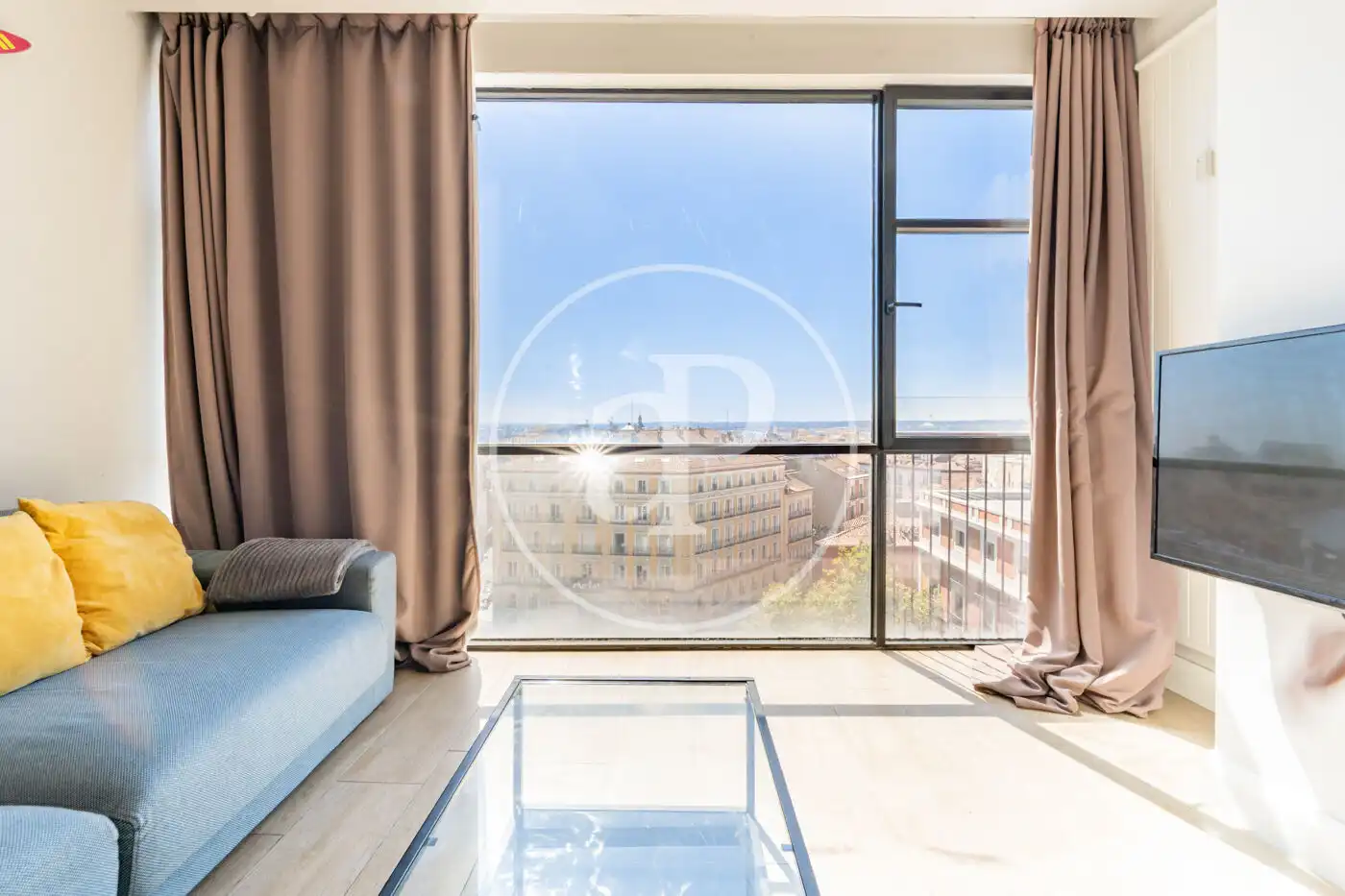 Außenansicht von Wohnung zur Miete in Madrid mit Klimaanlage, Heizung und Möbliert