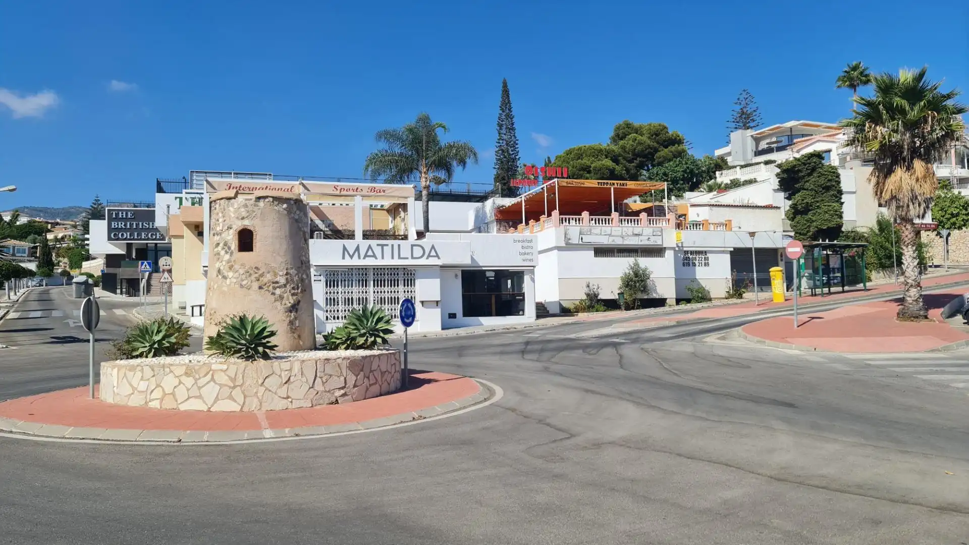 Houses for sale in Benalmádena  with Air Conditioner, Heating and Private garden