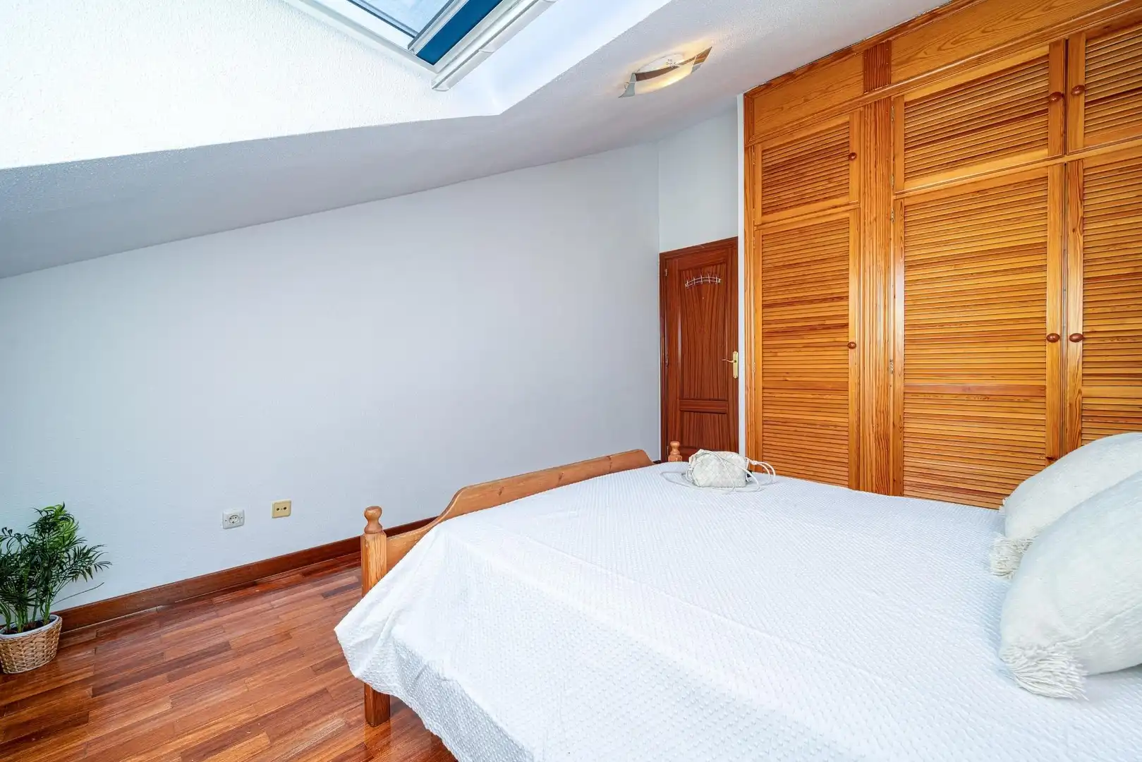 Habitación de Dúplex en venta en Azuqueca de Henares con Aire acondicionado y Calefacción