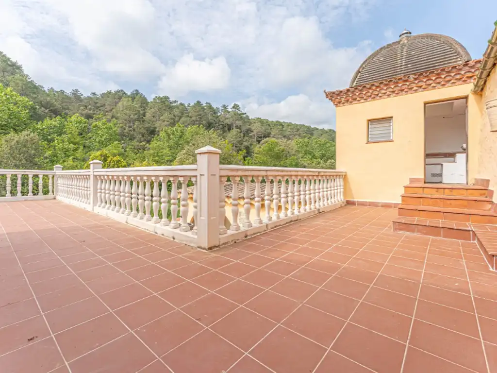 Terrassa de Casa o xalet en venda en Cabanelles