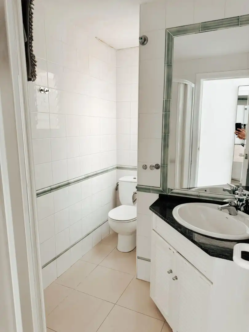 Baño de Piso de alquiler en Alicante / Alacant con Terraza y Amueblado