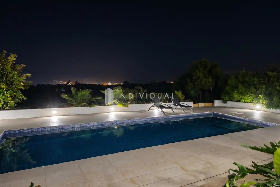 Piscina de Casa o xalet en venda en Vallromanes amb Aire condicionat, Calefacció i Jardí privat