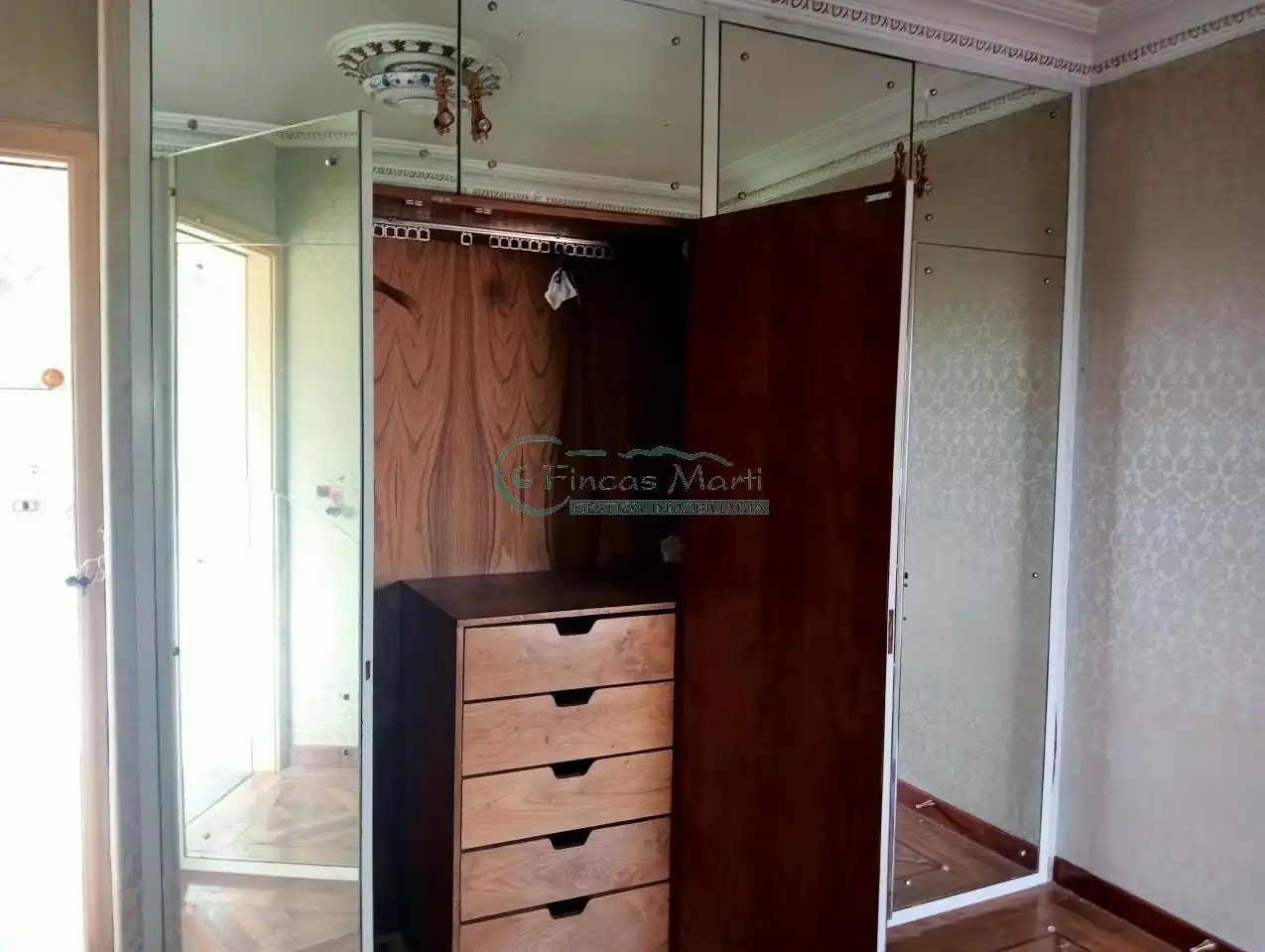 Habitación de Casa o chalet en venta en Vigo  con Calefacción, Jardín privado y Terraza