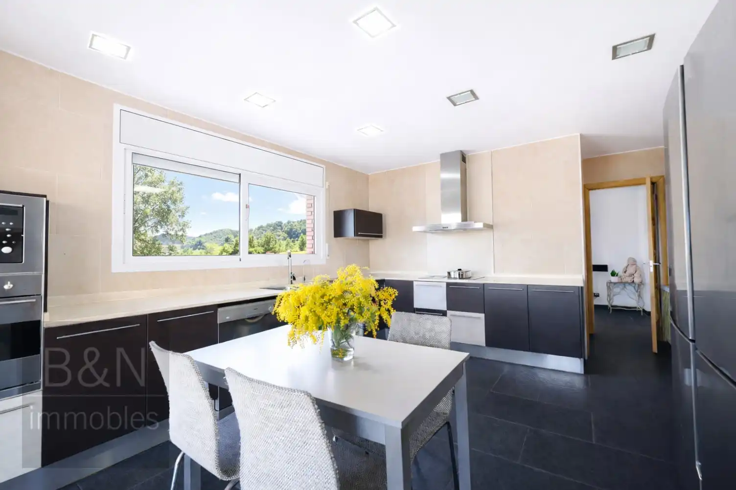 Cocina de Casa o chalet en venta en Rubí con Aire acondicionado, Calefacción y Terraza
