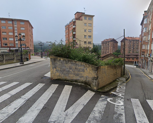 Vista exterior de Pis en venda en Oviedo 