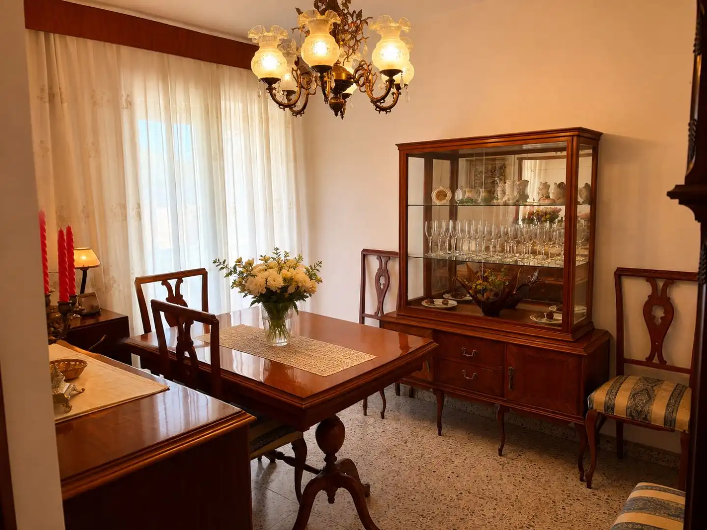 Comedor de Piso en venta en  Madrid Capital
