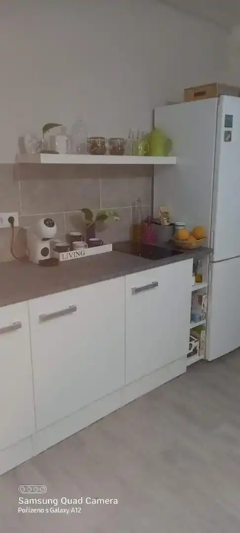 Cuina de Casa adosada en venda en Escatrón amb Aire condicionat, Jardí privat i Moblat