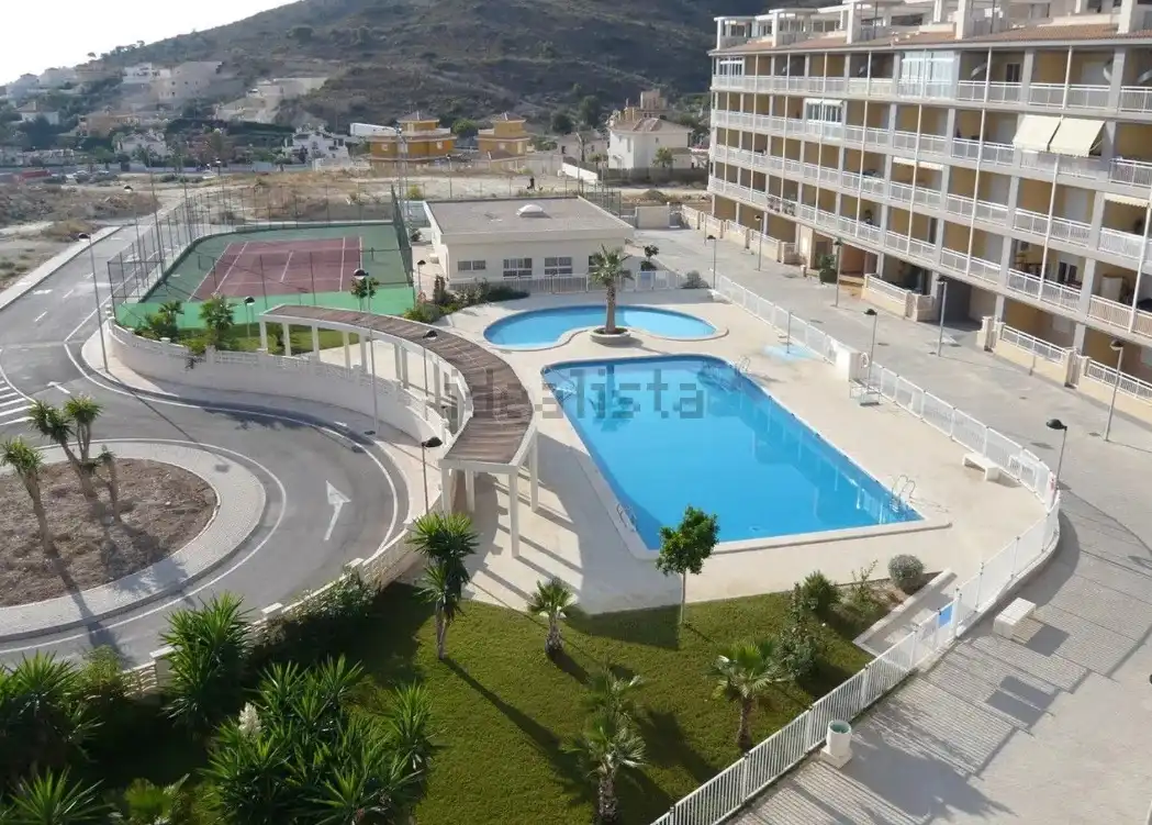 Piscina de Piso en venta en El Campello con Aire acondicionado, Calefacción y Terraza