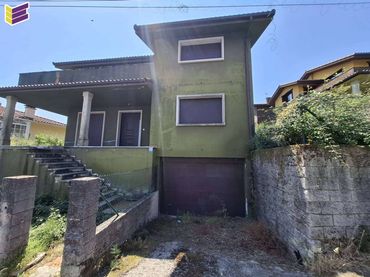 Detached house with garden for sale in Calle Mangoeiro 8