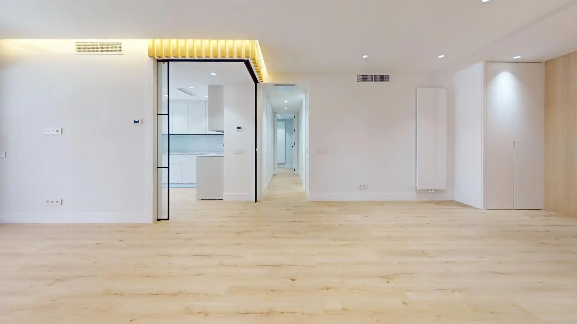 Flat for rent in Madrid  with Air Conditioner, Heating and Storage room