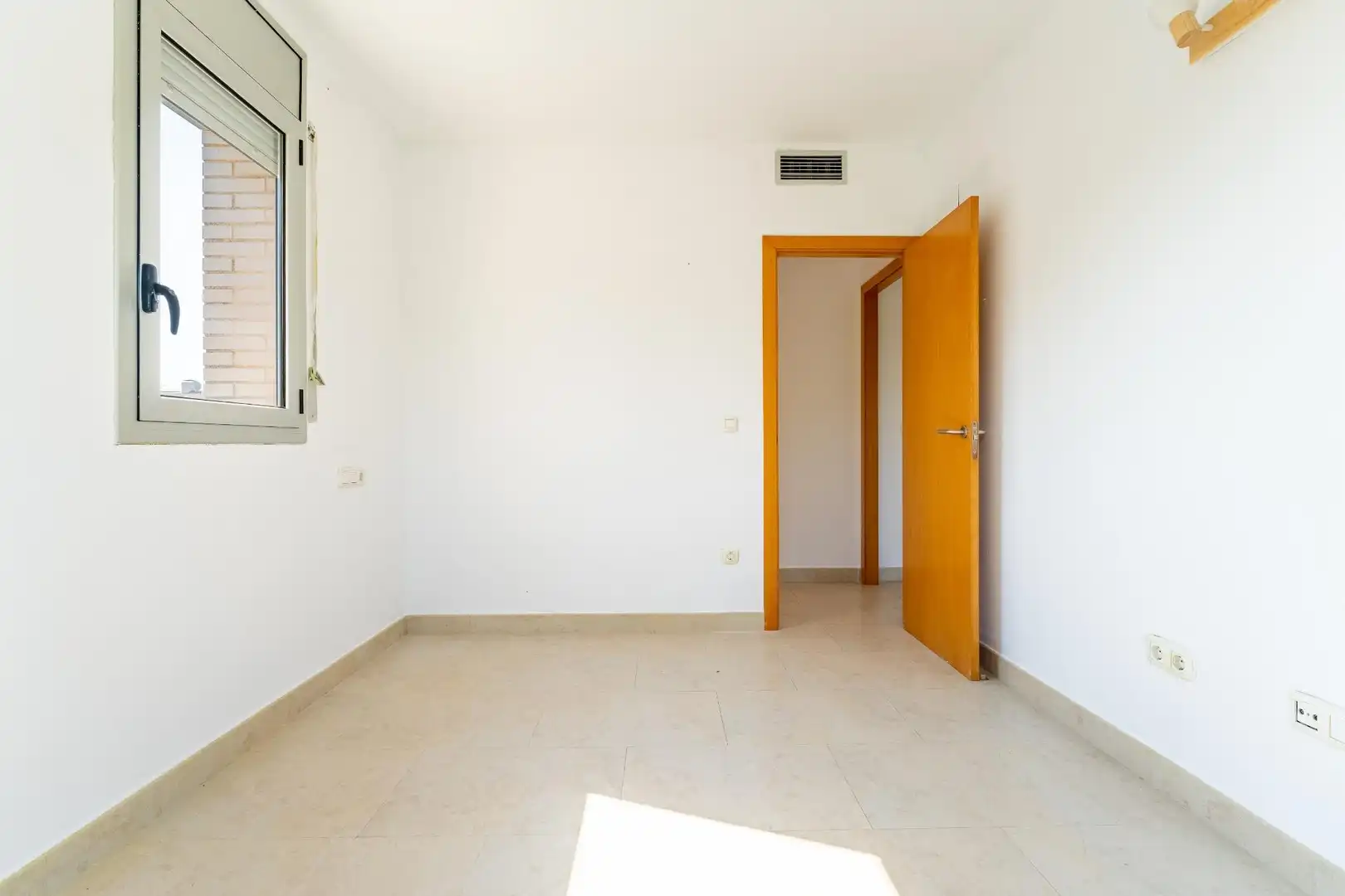 Attic for sale in Salou  with Air Conditioner, Heating and Terrace