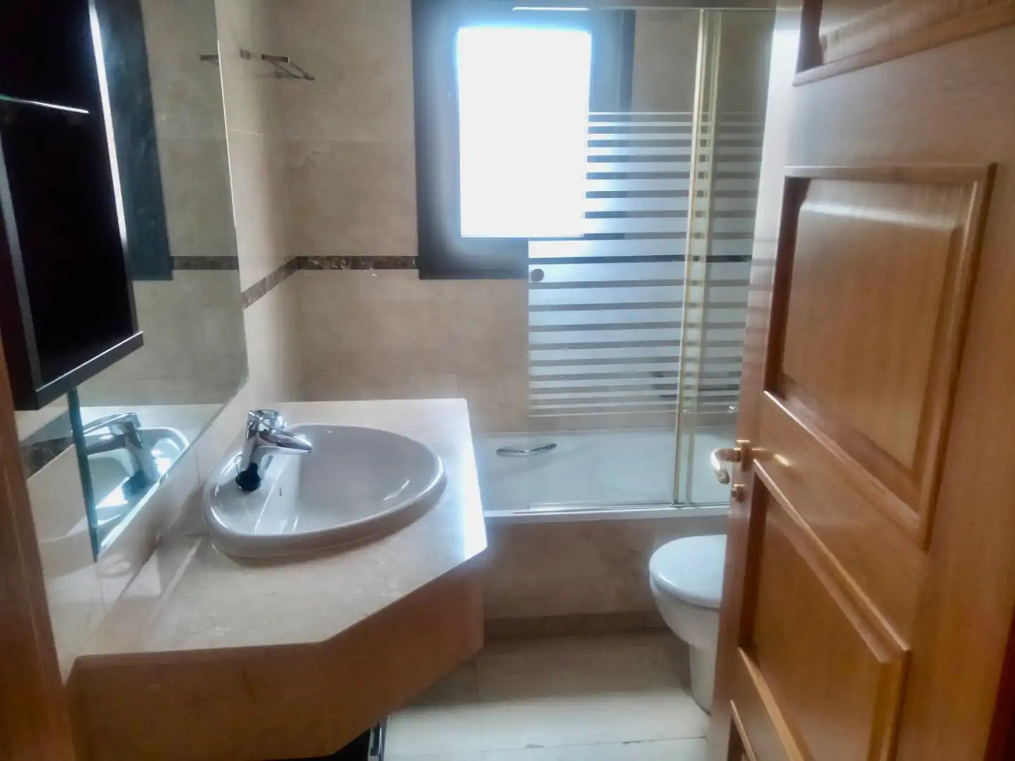 Baño de Piso en venta en Valladolid con Calefacción, Parquet y Trastero