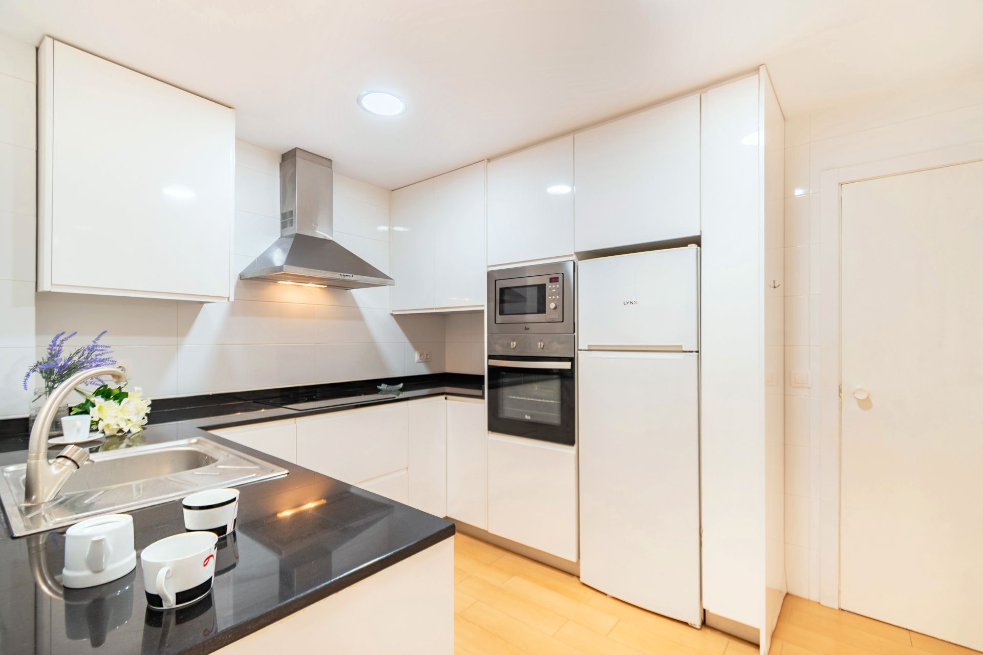 Kitchen of Flat for sale in Burriana / Borriana  with Storage room, Oven and Washing machine