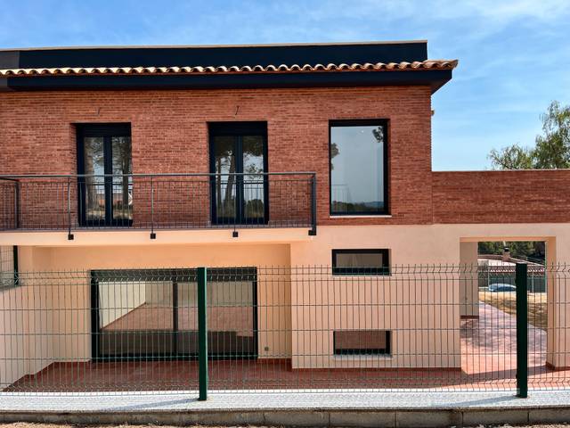 Casa-chalet en Venta en Camí d'Ullastrell en Sant Muç