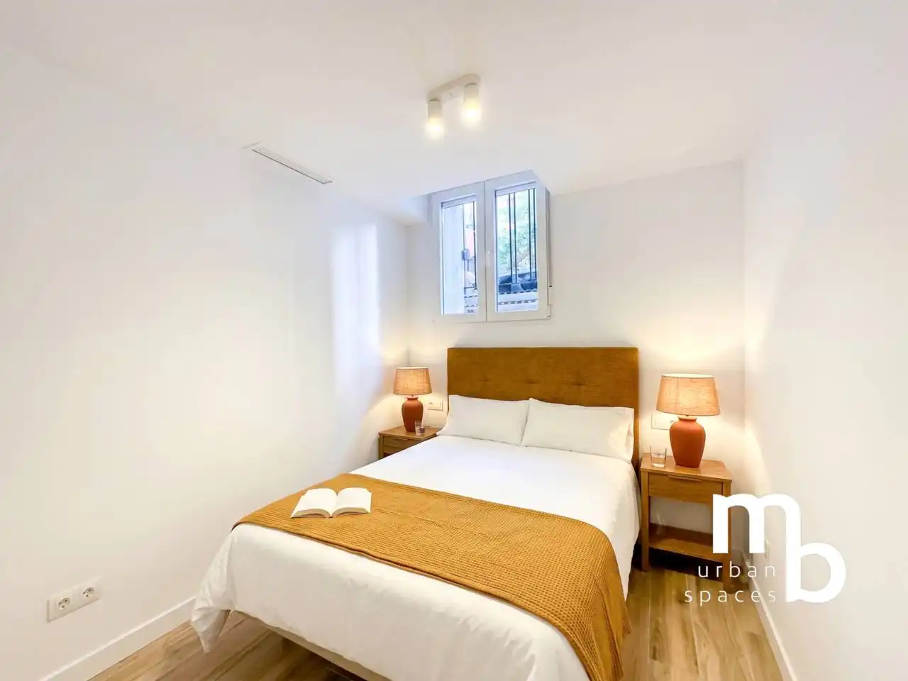 Habitación de Piso en venta en Madrid con Aire acondicionado y Calefacción