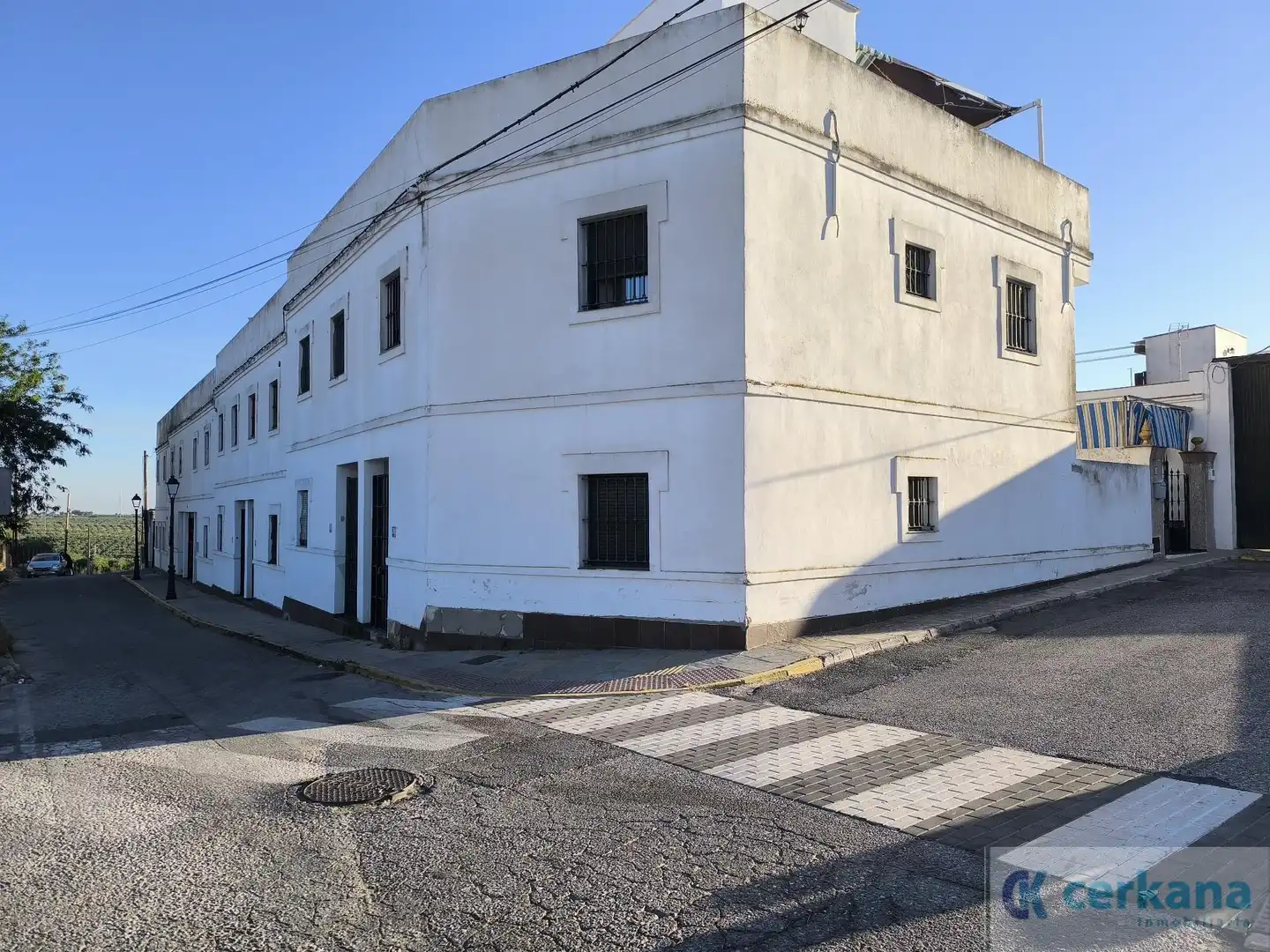 Außenansicht von Wohnung zur Miete in Sanlúcar la Mayor mit Terrasse und Abstellraum