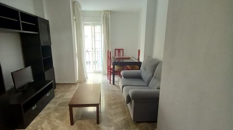 Foto 3 de Apartamento de alquiler en Avenida Doctor Gálvez Ginachero, La Trinidad, Málaga Capital