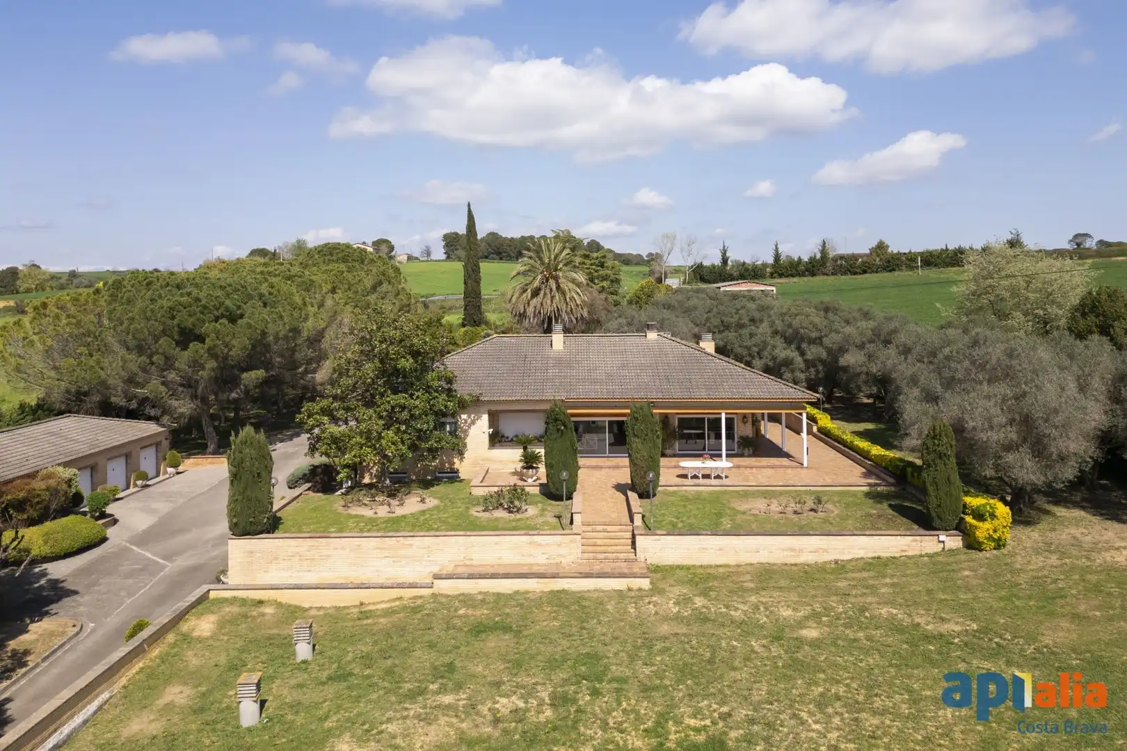 Jardín de Finca rústica en venta en Cornellà del Terri con Aire acondicionado, Calefacción y Terraza