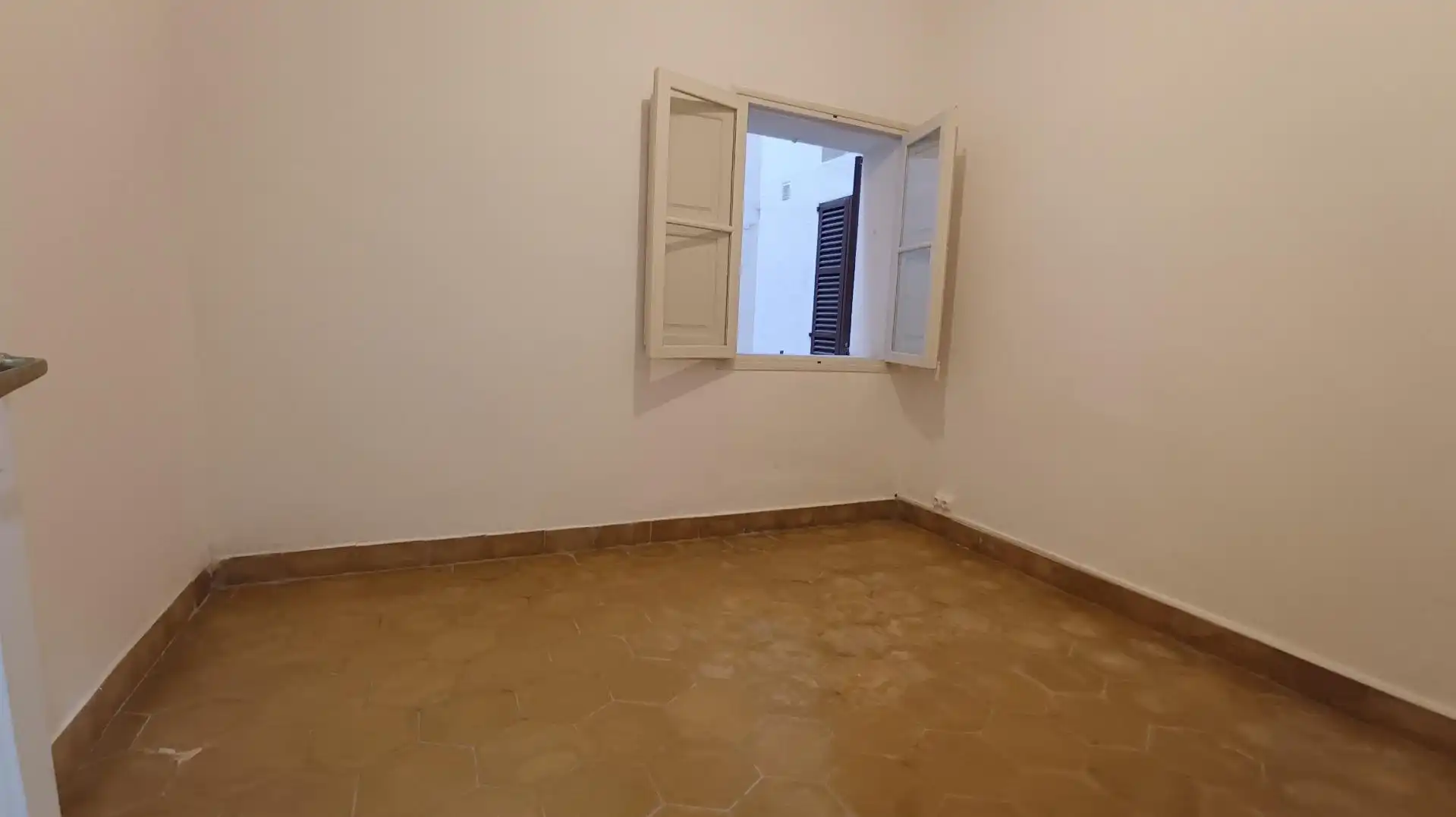 Erdgeschoss zur Miete in La Seu