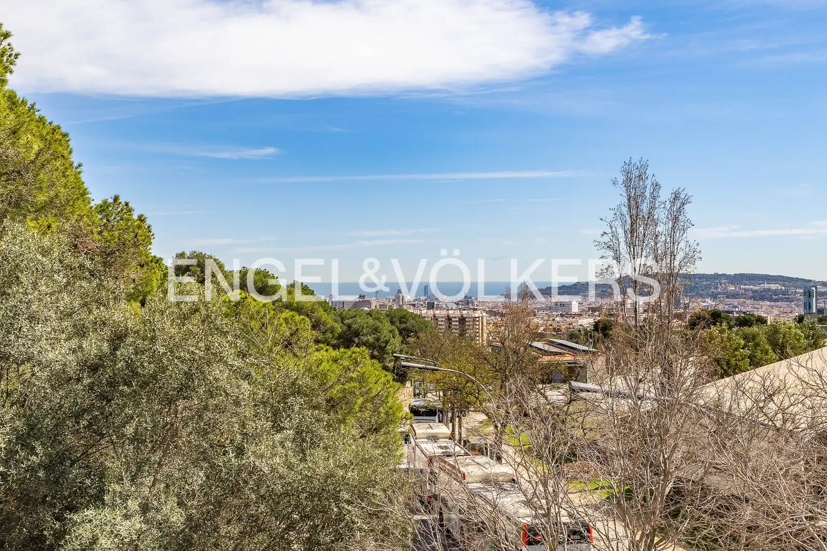 Vista exterior de Casa o chalet en venta en Barcelona con Aire acondicionado, Calefacción y Jardín privado