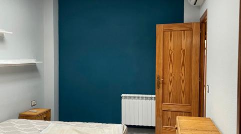 Foto 3 de Piso de alquiler en Calle Coria, 19