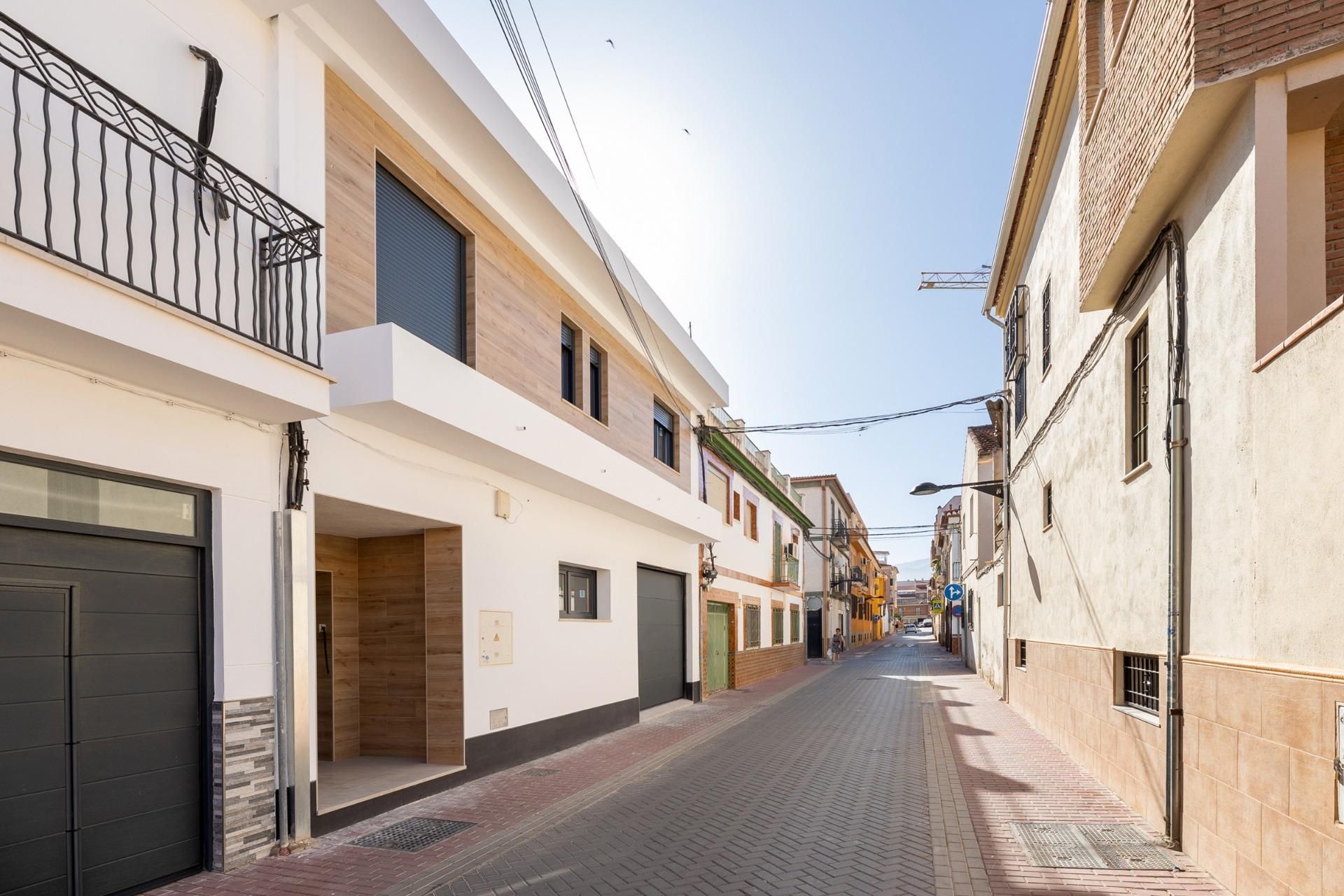 Exterior view of House or chalet for sale in Armilla  with Air Conditioner, Heating and Private garden