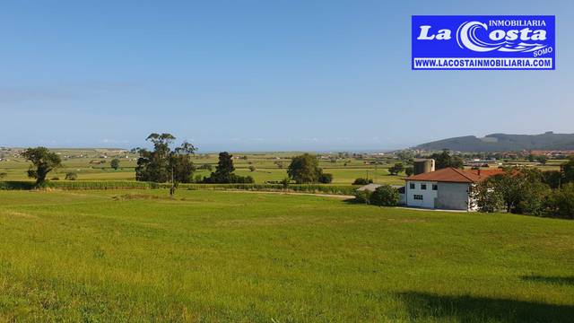 Casa-chalet en Venta en Diseminado Castanedo en Castanedo