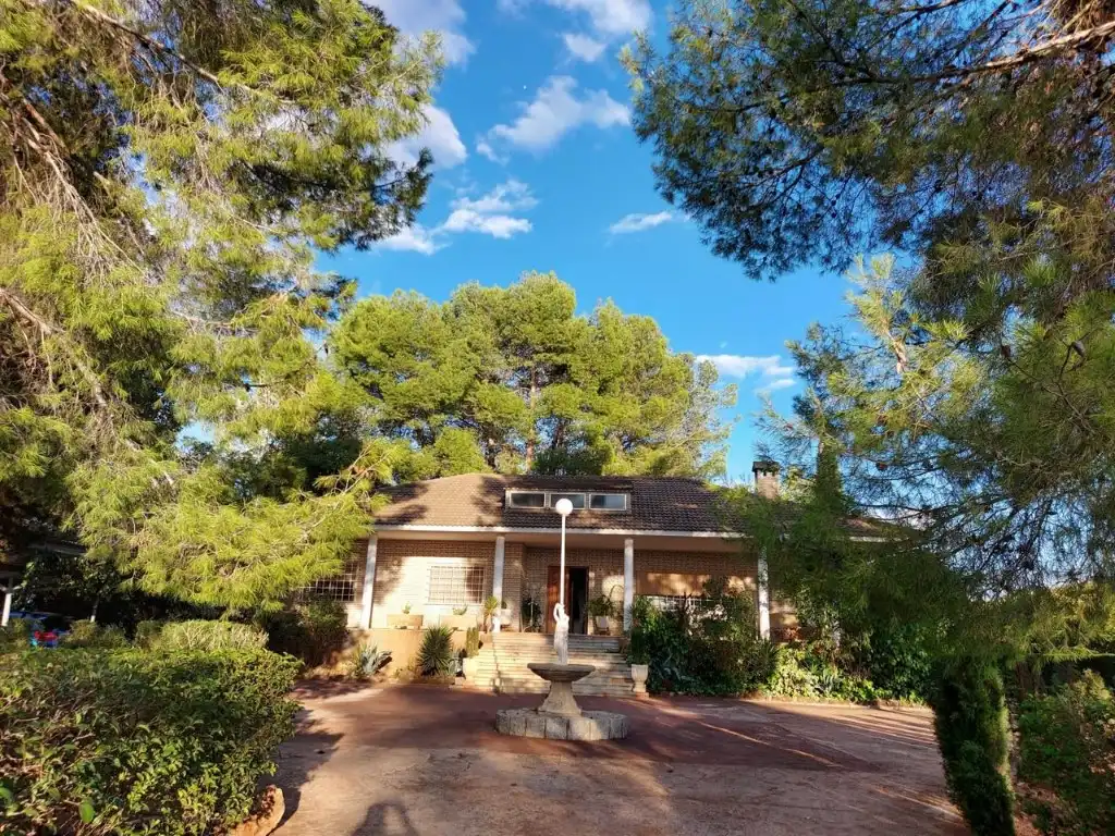 Xalet amb piscina en venda a Argamasilla de Calatrava, imagen 3