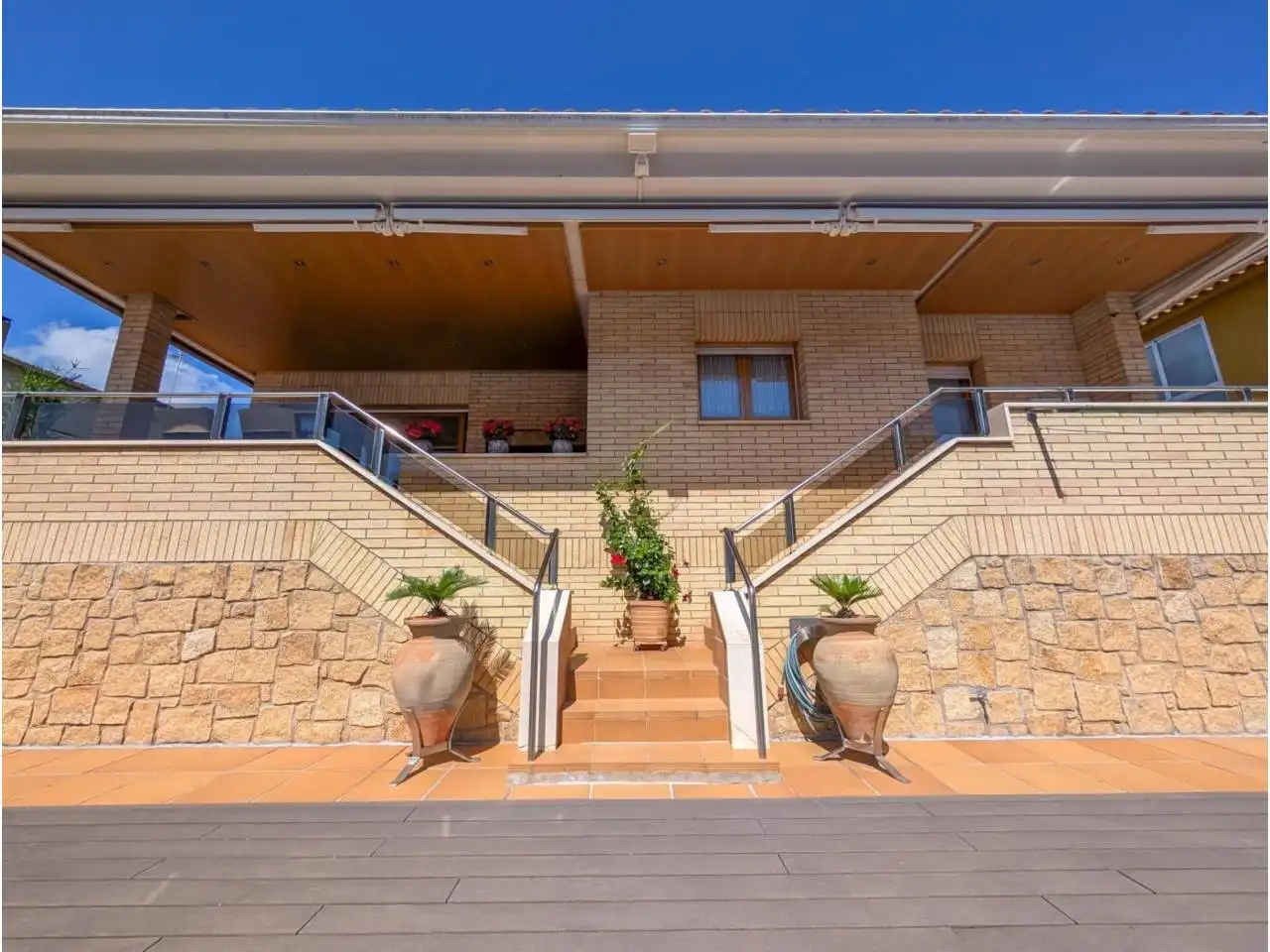 Exterior view of Houses for sale in Banyoles  with Air Conditioner, Heating and Private garden