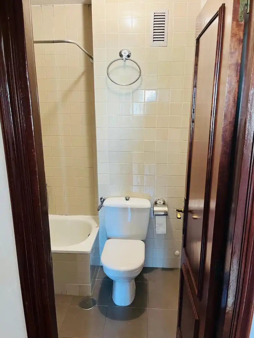 Bathroom of Flat for rent in A Coruña Capital   with Heating, Parquet flooring and Furnished