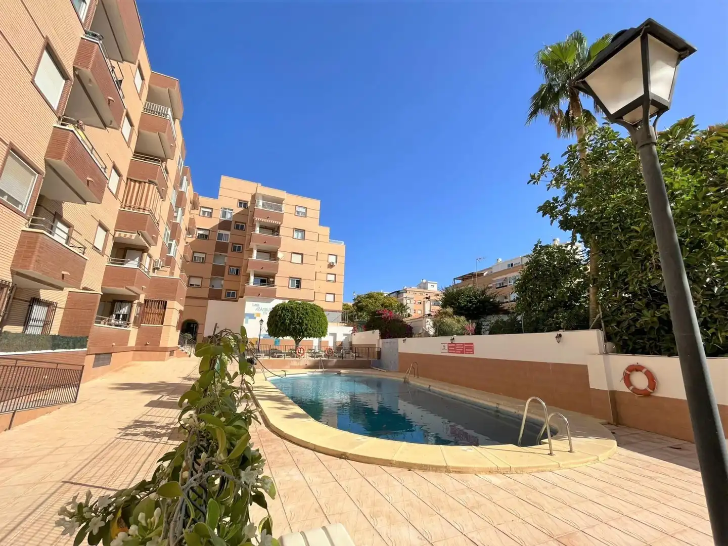 Exterior view of Flat for sale in Roquetas de Mar  with Air Conditioner, Heating and Terrace