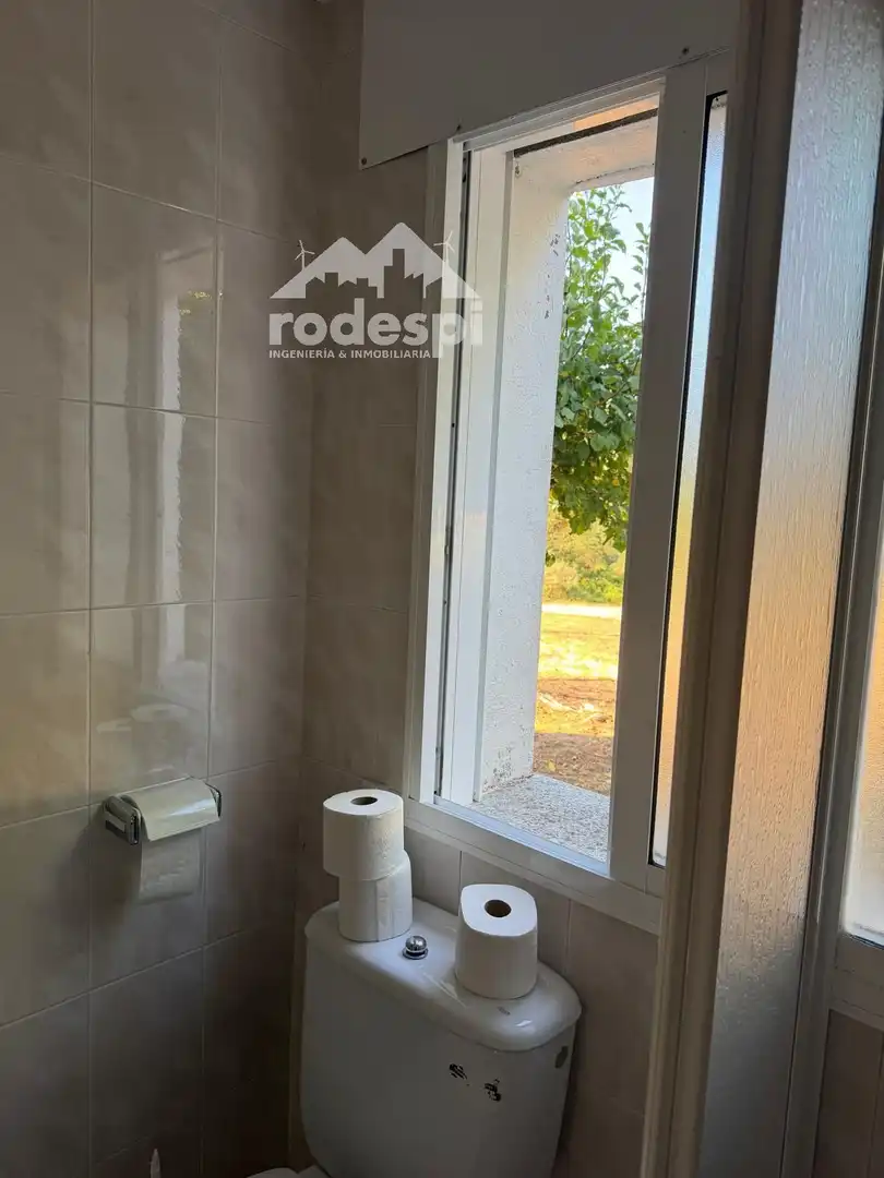 Baño de Casa o chalet en venta en Covelo con Calefacción, Terraza y Piscina