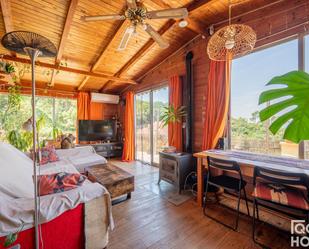 Sala d'estar de Casa o xalet en venda en Sant Cugat del Vallès amb Aire condicionat, Calefacció i Terrassa