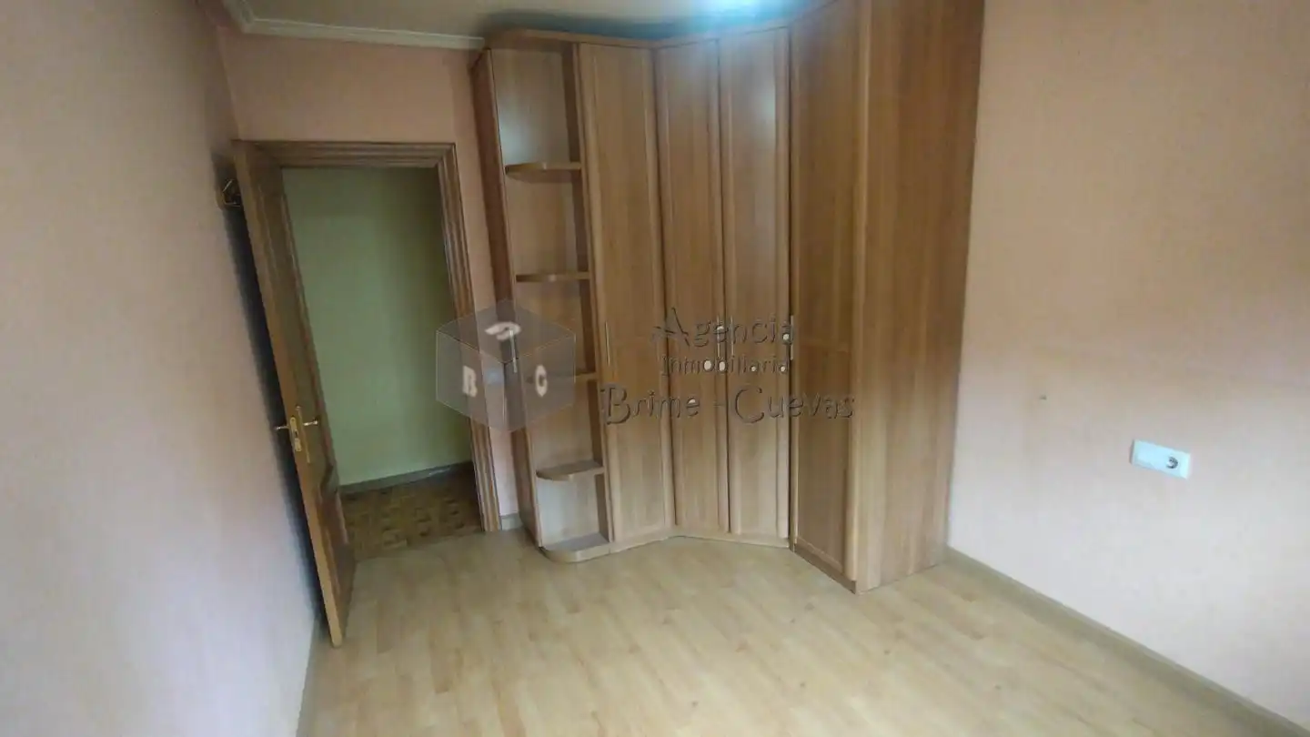 Bedroom of Flat for sale in Gijón   with Heating, Parquet flooring and Terrace