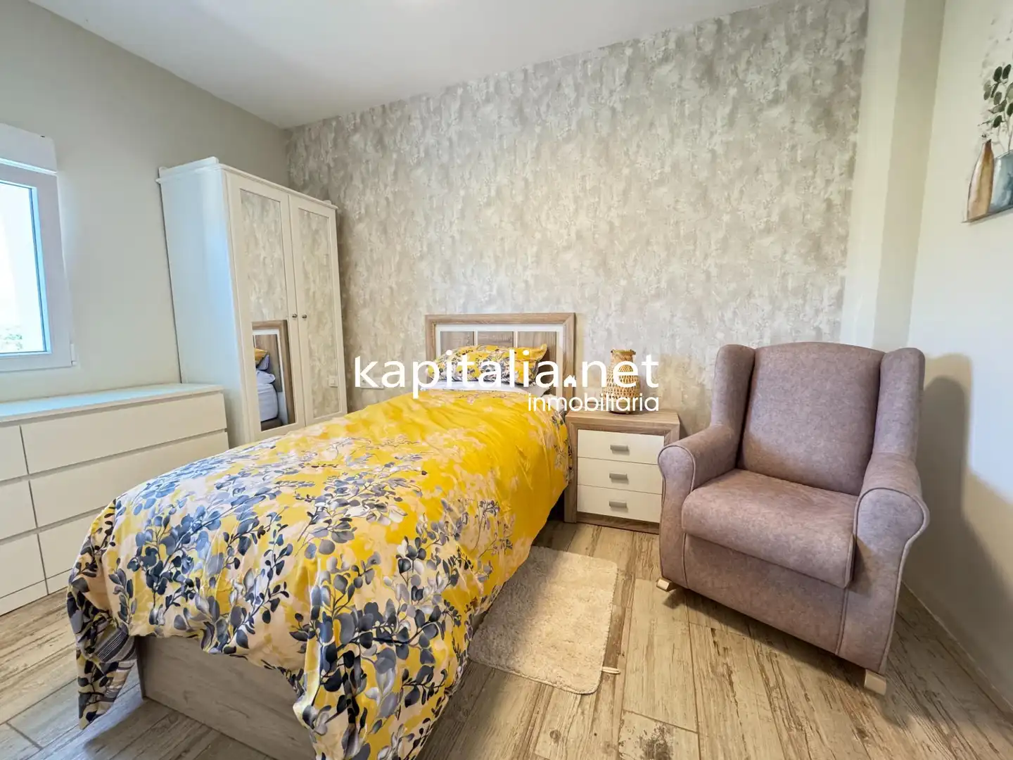 Habitación de Apartamento de alquiler en Ontinyent con Aire acondicionado, Calefacción y Piscina