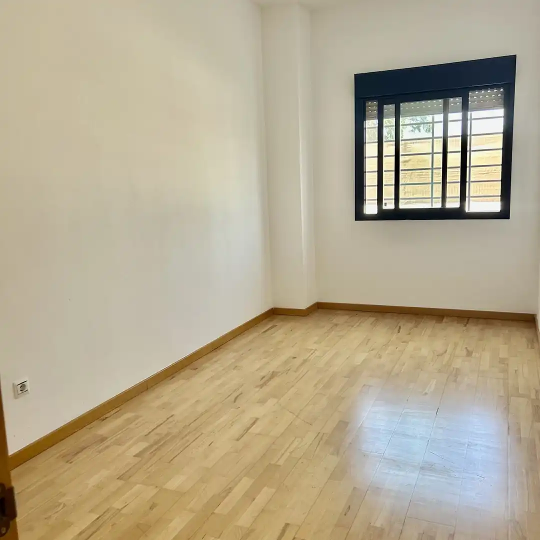 Piso de alquiler en Riba-roja de Túria con Terraza, Trastero y Piscina