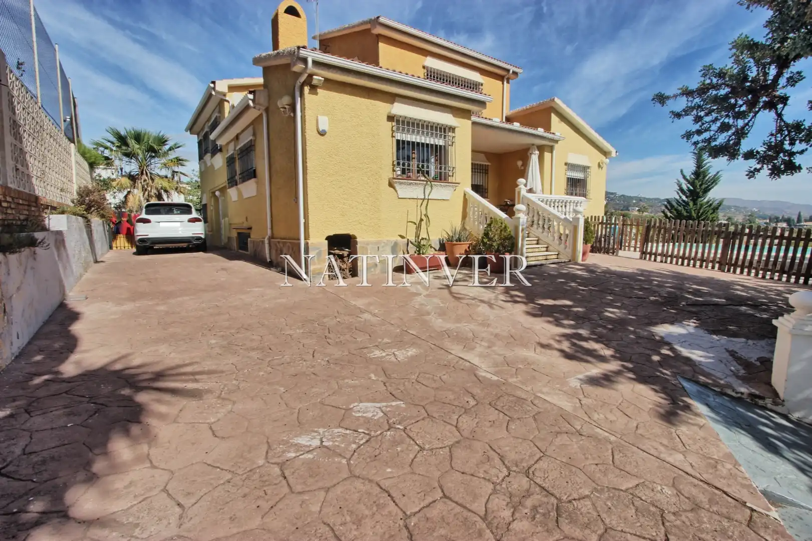 Houses for sale in Calle Rodeo, Cerrado de Calderón - Hacienda Paredes