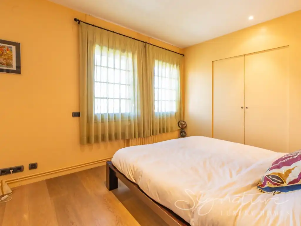 Habitación de Ático en venta en Sant Cugat del Vallès con Aire acondicionado