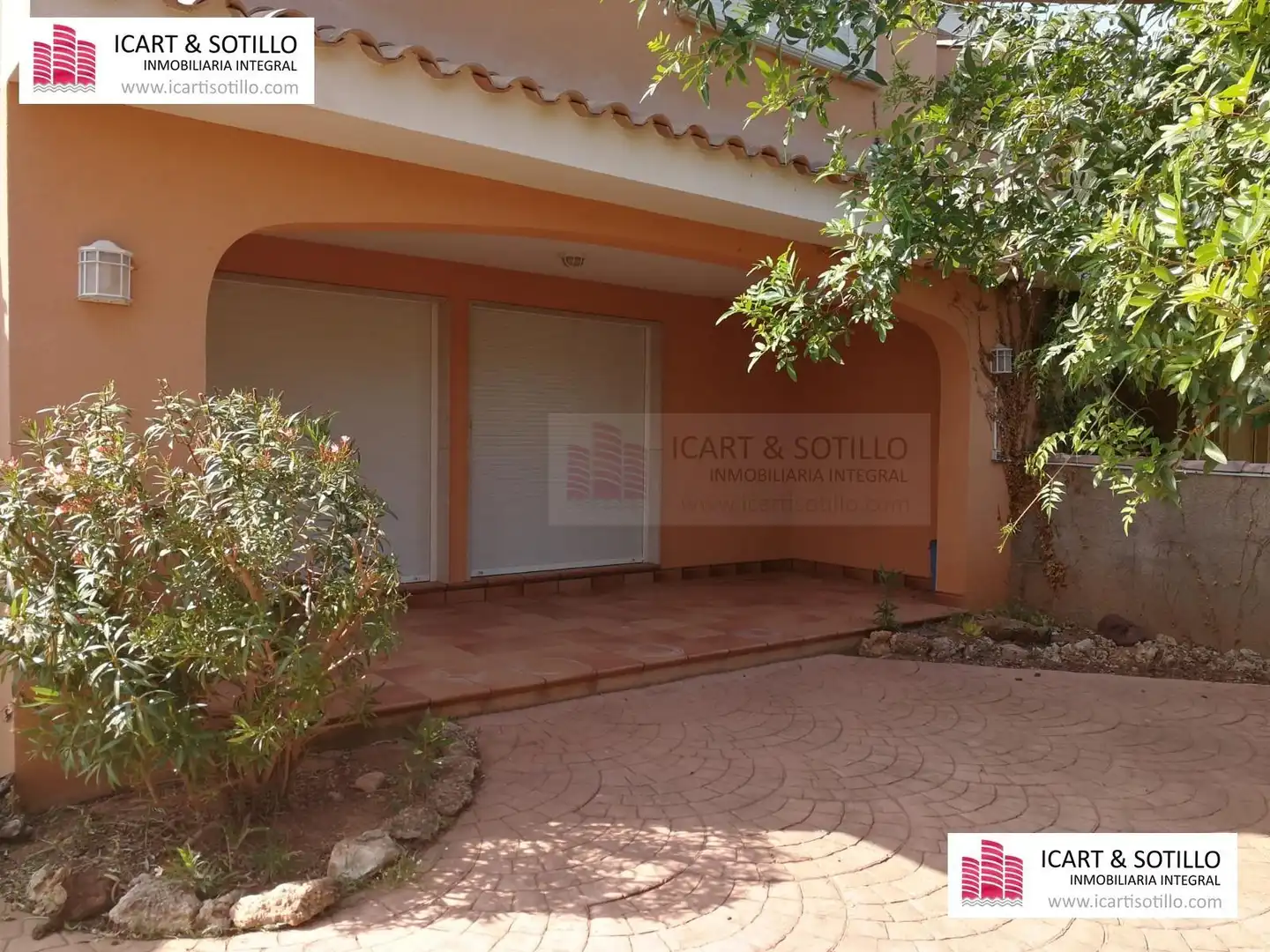 Detached house with terrace for sale in Closa de Vinaròs - Ermita