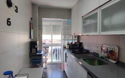 Cuina de Pis en venda en  Granada Capital amb Aire condicionat, Traster i Balcó