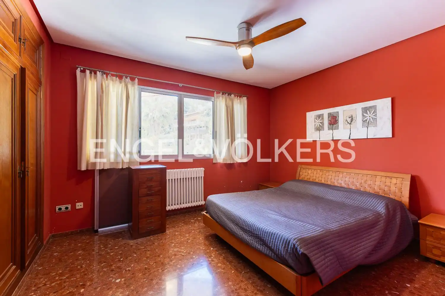 Bedroom of Houses for sale in Chiva  with Air Conditioner, Heating and Private garden