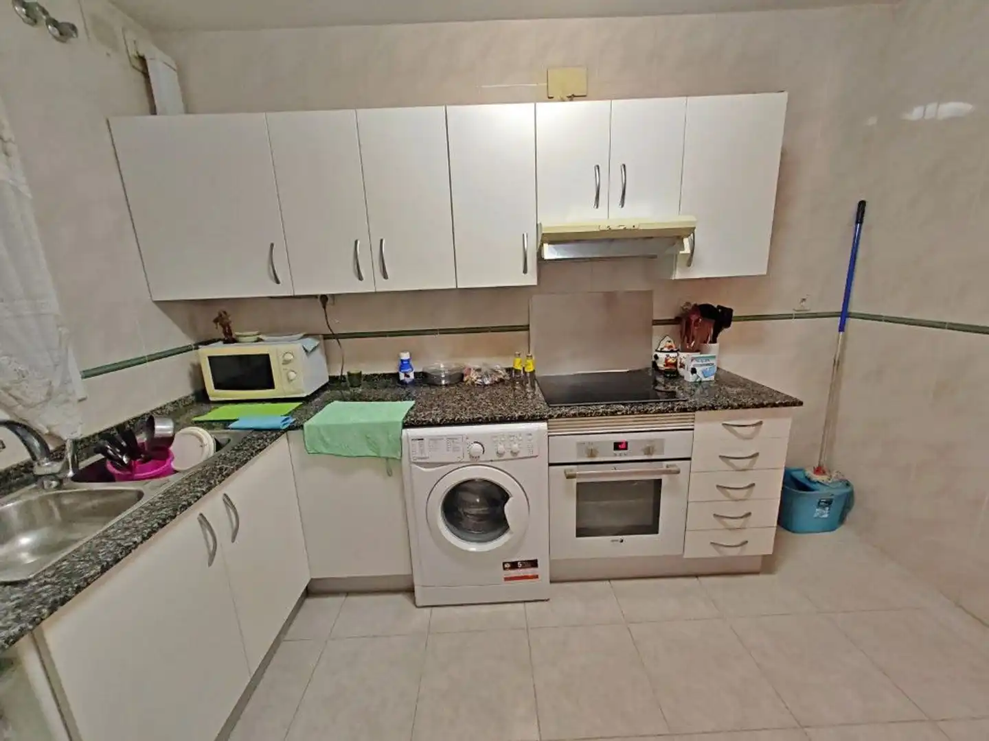 Cuina de Pis en venda en Tarragona amb Calefacció, Terrassa i Moblat