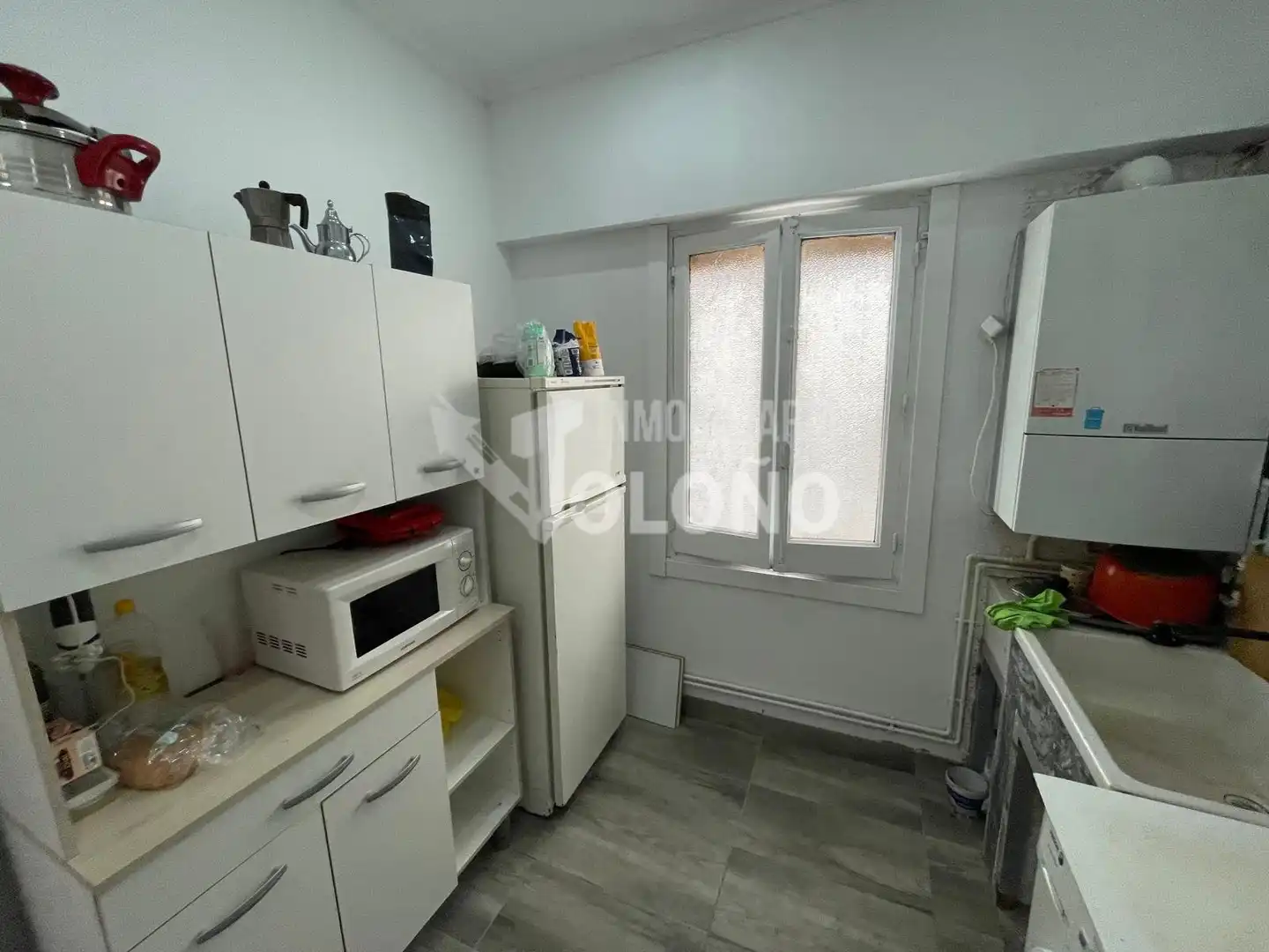 Cuina de Pis en venda en Haro amb Calefacció, Parquet i Moblat